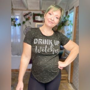 Maurice’s Drink up Witches Gray Heathered Lightweight Tee Size Small